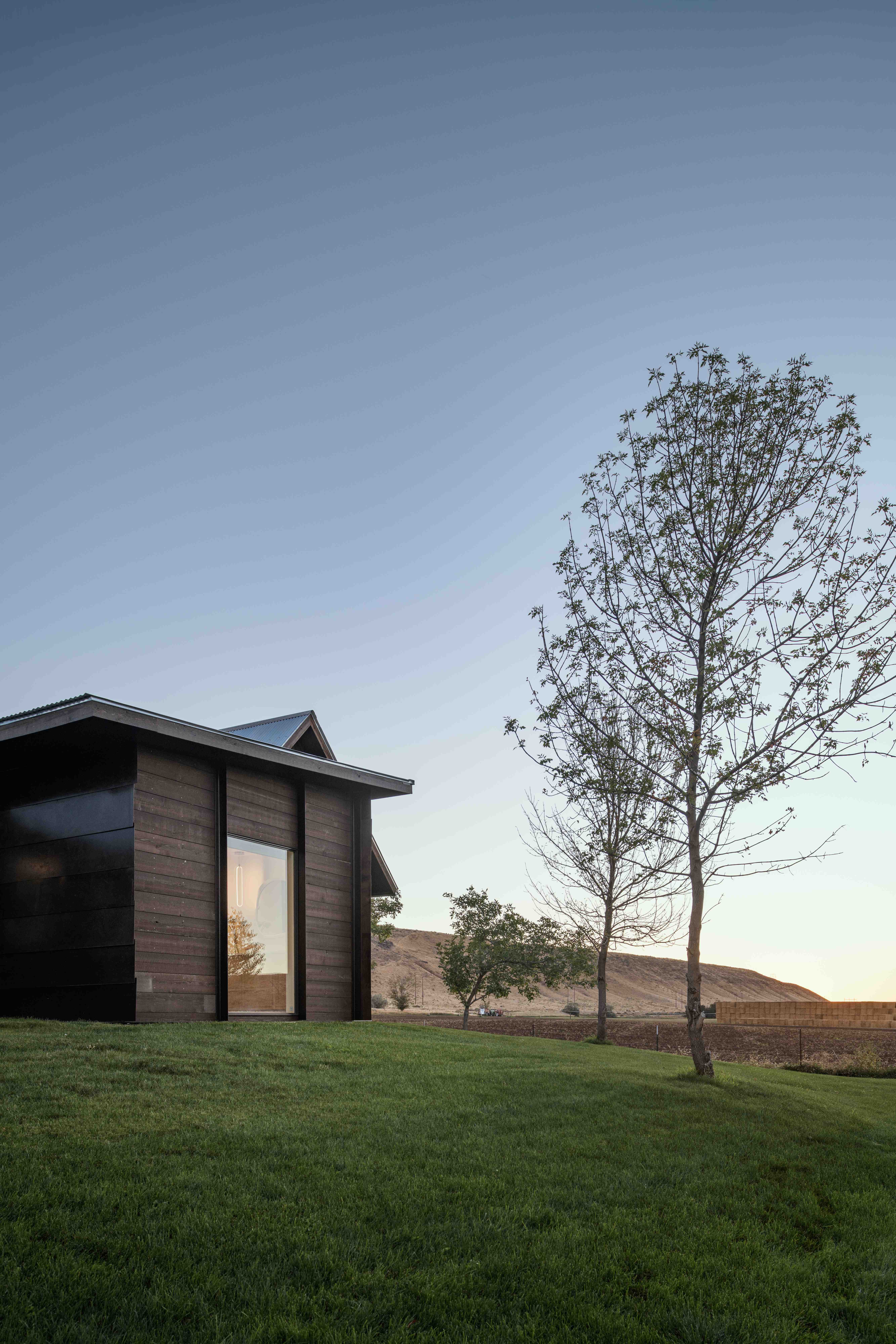 Night exterior views 1